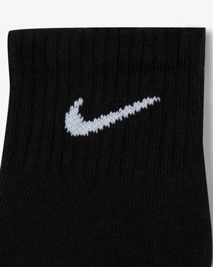 Nike Everyday Cushioned Ankle Socks (3 Pairs)