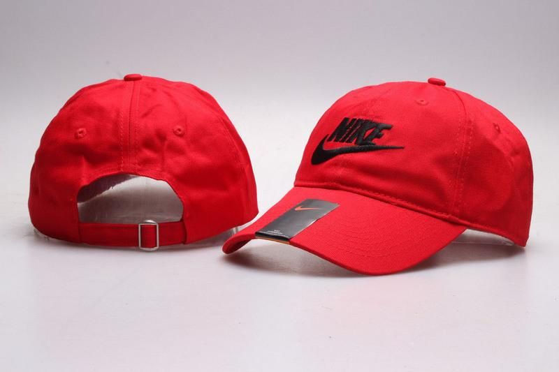 Nike Cap "Red" - ROOYAS